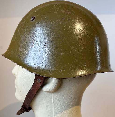 The mysterious M51, M72s Bulgarian helmets. Part 1