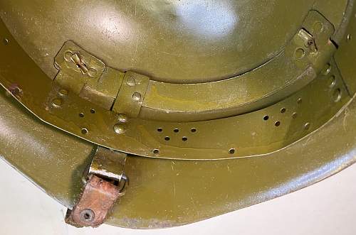 The mysterious M51, M72s Bulgarian helmets. Part 1