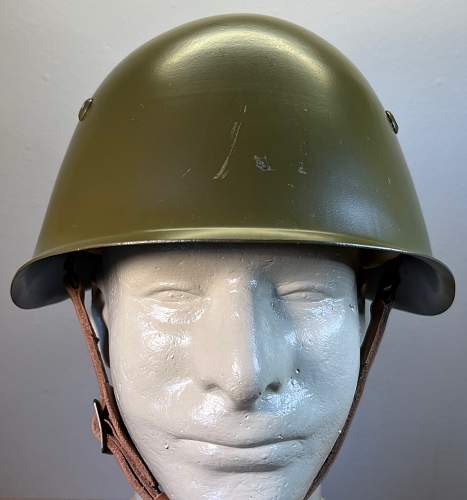 The mysterious M51, M72s Bulgarian helmets. Part 1