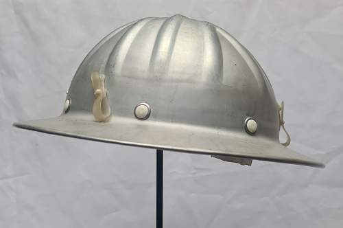 Helmet for fire investigators from the Hesse criminal police