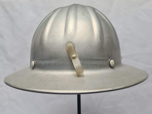 Helmet for fire investigators from the Hesse criminal police