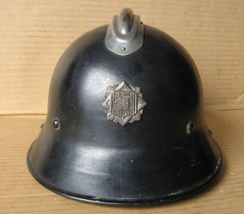 What is the history of this Czech helmet? And is it military or civilian use?
