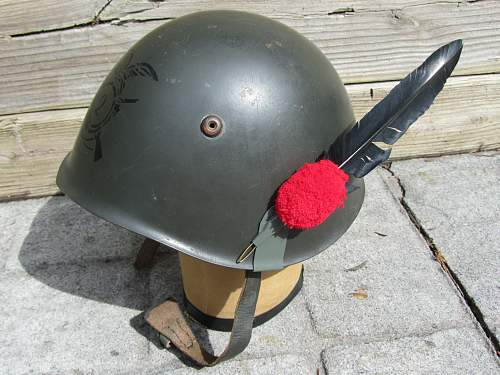 my italian m33 helmets