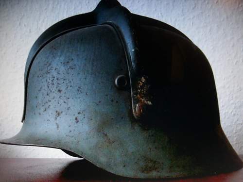 Help with hungarian  helmet