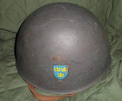 Help with this Swedish helmet??