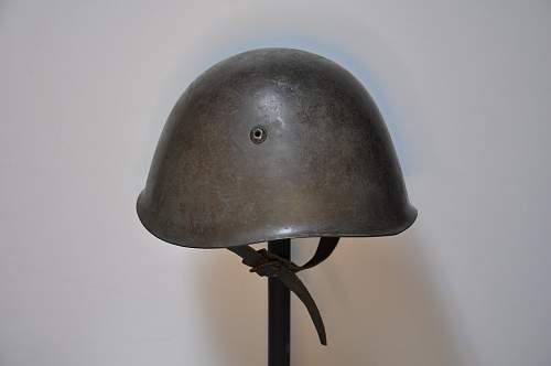 Is this Italian M33 helmet WW2 Original? Need info!