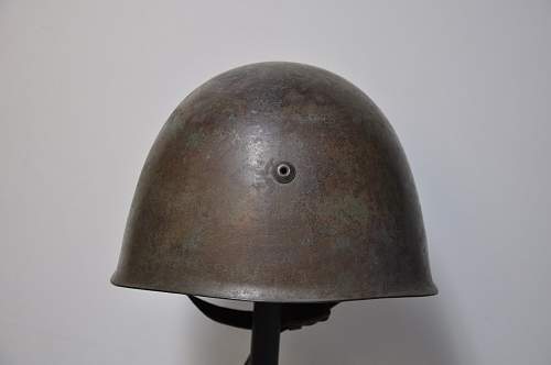 Is this Italian M33 helmet WW2 Original? Need info!