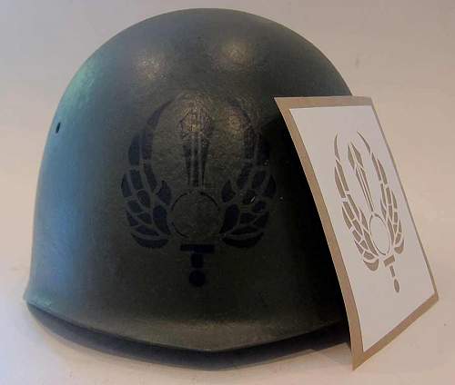 Would love some help with Italian M33 helmets