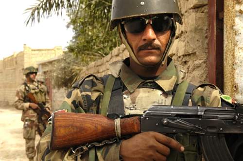 IRAQI Kevlar helmet /  Slovenian Veplas MPC-1