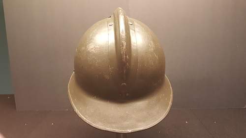 Ques Collection -- French helmets? ( post 4)