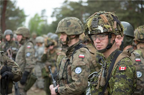 Parachute/Airborne Helmets and HSAT's from around the world