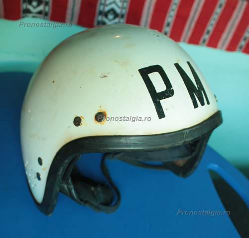 This could be a Romanian MP helmet....