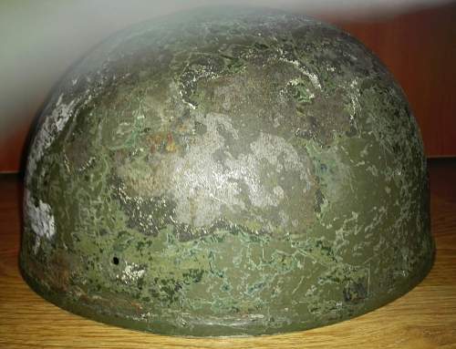 WW2 British Para/ RAC or post war British or Belgian Para/Tank relic helmet?