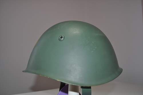 Italian M33 helmet-1947-90