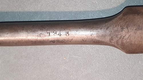 Need help to ID unknown weapon/tool