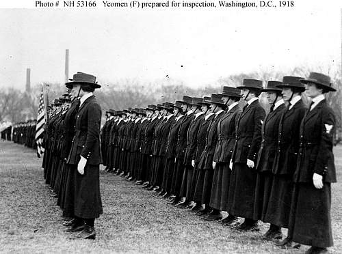 WWI US Navy female photol