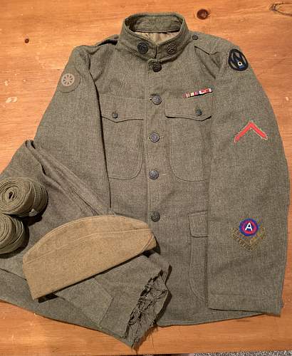 AEF uniform ID'd to Forrest Jackson Perry of Supply Company, 353rd Infantry Regiment, 89th Division