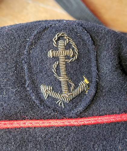 Navy cap bullion insignia