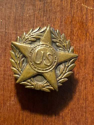 US WW1 Victory medal lapel pin