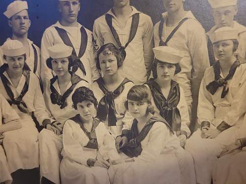 WWI US Navy female photol