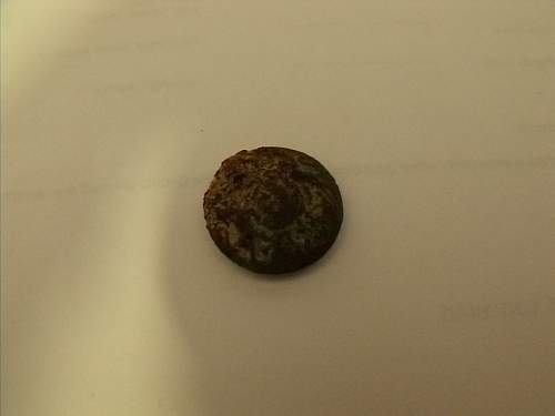 Button found in Fromelles