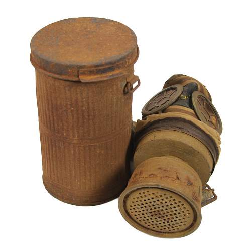 Is This French Artillery ARS 17 Gas Mask The WW1 Version Or The Post War Version