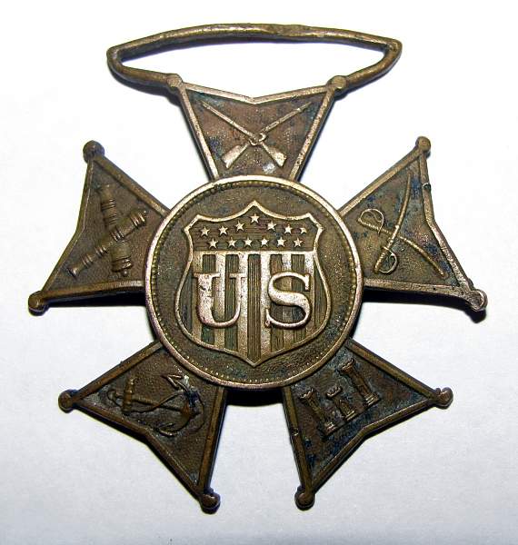 Trying to identify an old US war badge