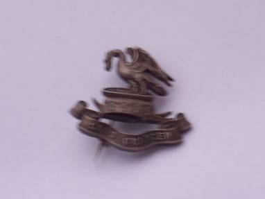 King's liverpool 17/20 batt pals cap badge hm silver