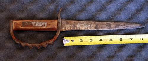 ID a Trench Knife