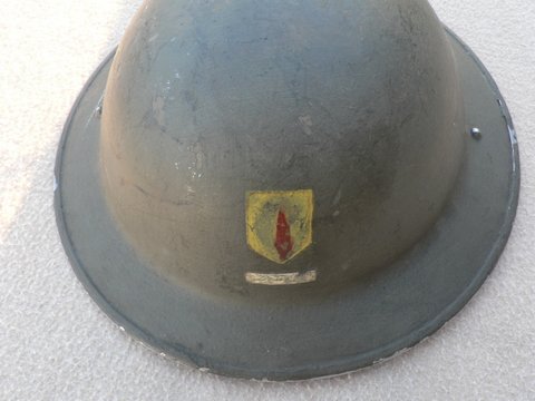 WWI helmet insignia