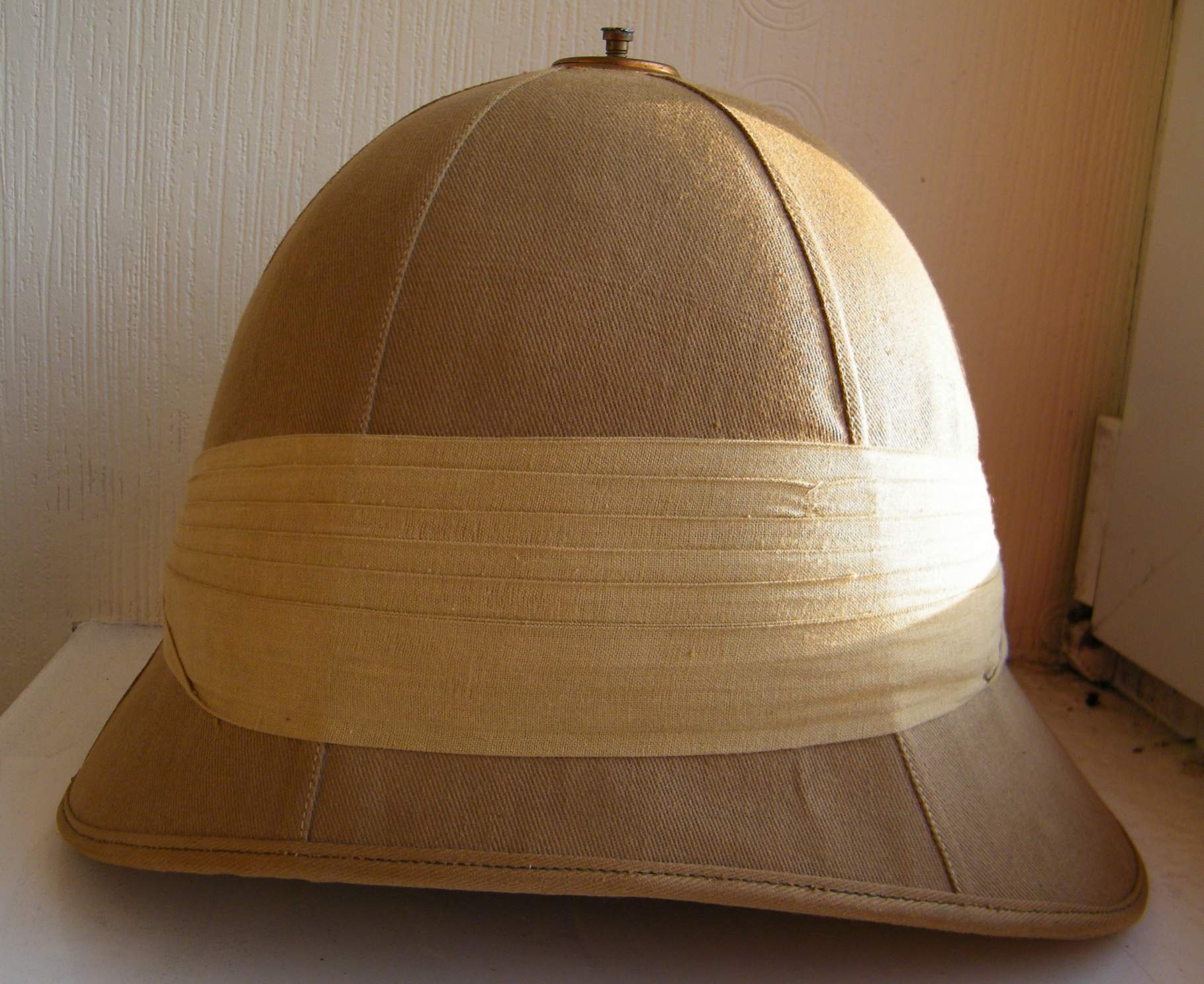 Foreign Service pattern pith helmet