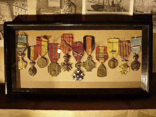 I just framed my great great gandfathers WWI medals.