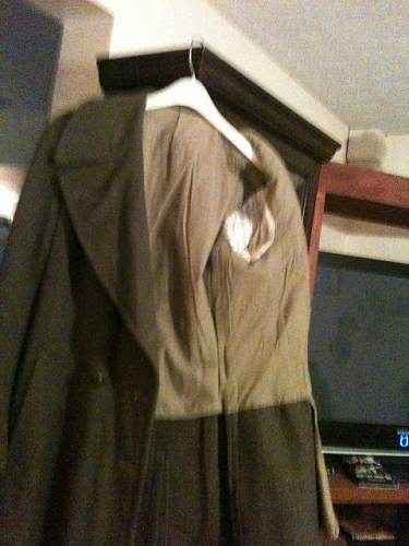 was told this overcoat is ww l is it? and what Army was it for? labeled boyer paris france