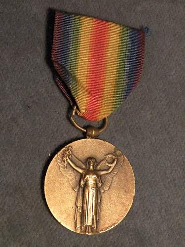 WW1 France and US Victory Medals