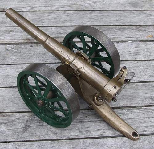 Model field gun