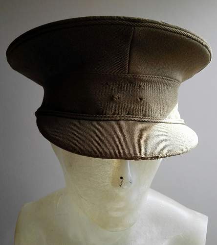 WW1 British visor cap?