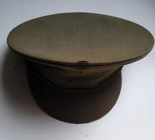WW1 British visor cap?