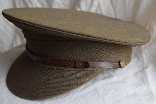 WW1 British visor cap?