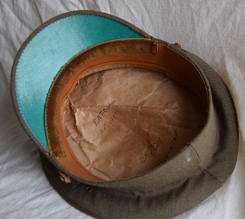 WW1 British visor cap?