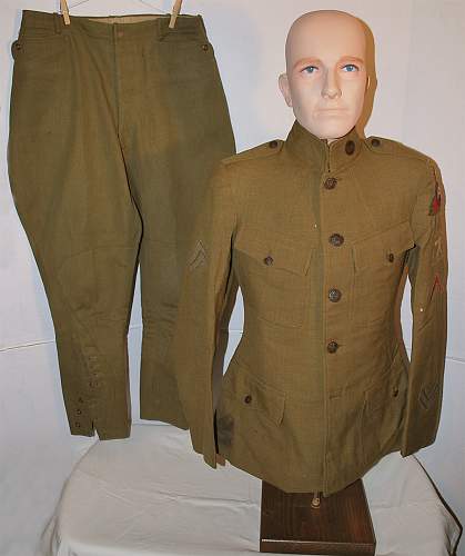 WW1 Uniforms and gear in my inventory